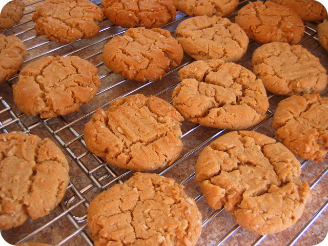 Peanut butter round-up cookie recipe